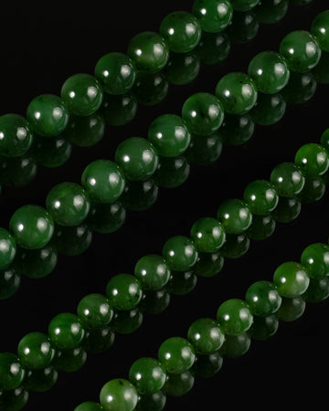 Forget What You Know About Jade: Is Your Chain Icy, Jelly, or Sticky?