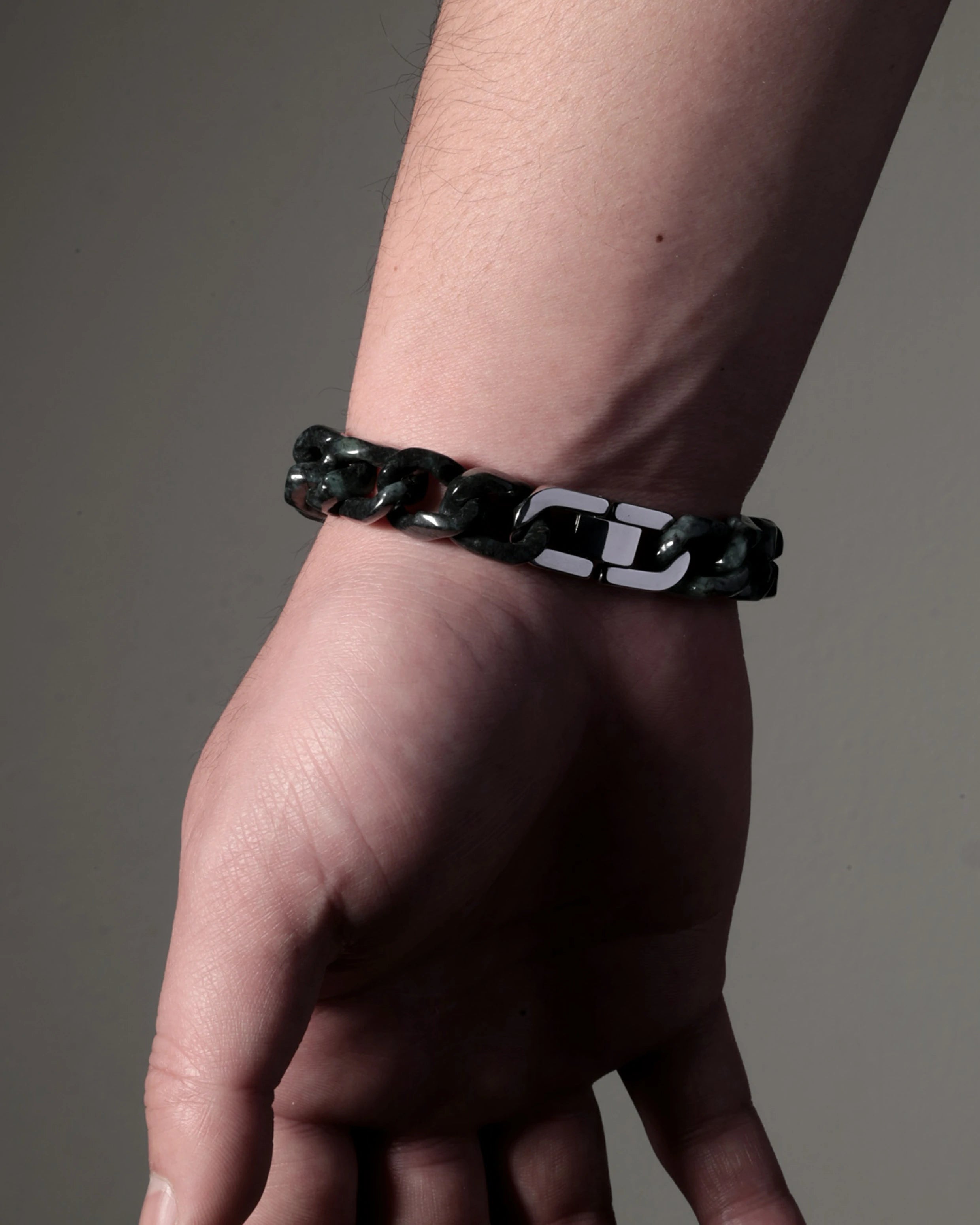 One Piece Cuban Chain In Black Jade