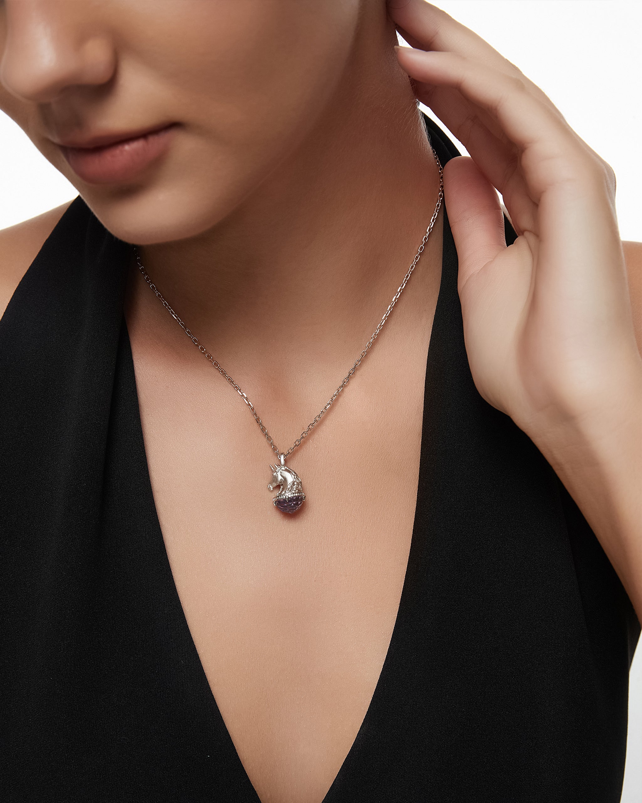 Monokeros Pendant With Amethyst