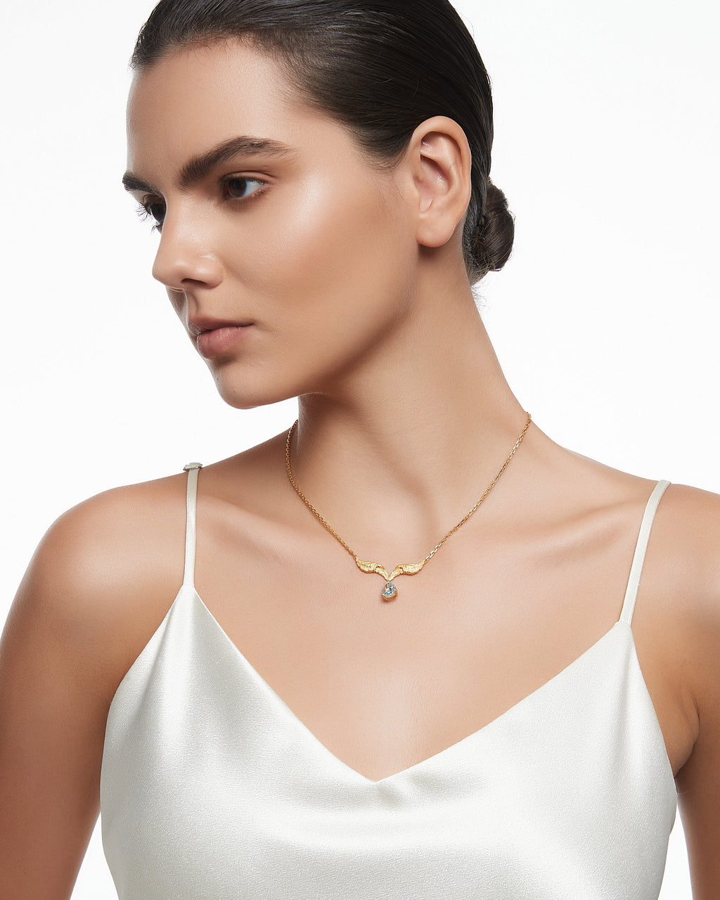 Celestia Pendant Necklace