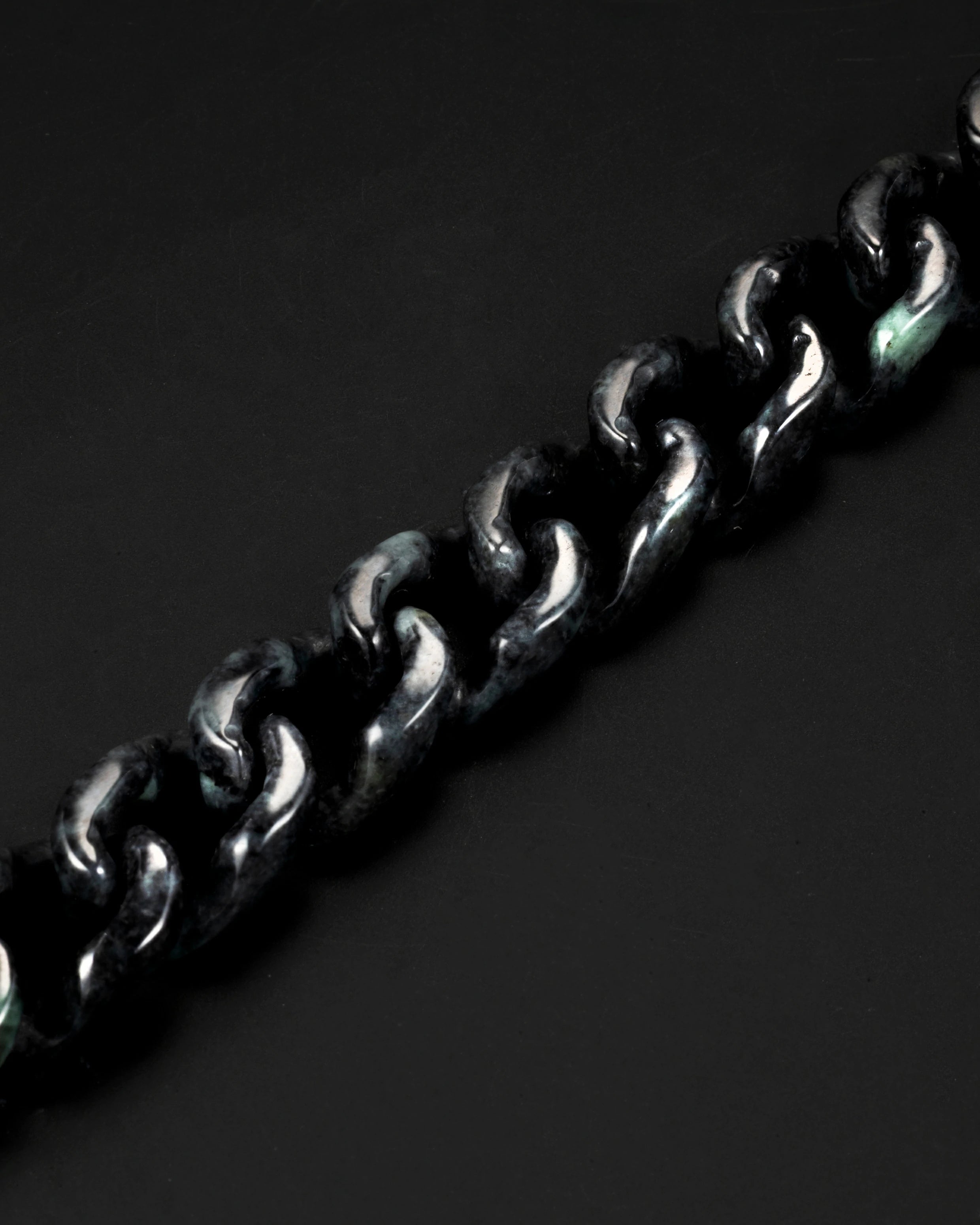 One Piece Cuban Chain In Black Jade