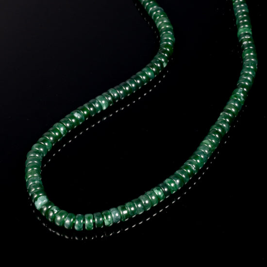 Drum Beads Necklace In Imperial Green Guatemalan Jade With 18K Gold Clasp - JadeChains