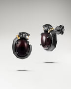 Panther’s Fang Earrings With Garnet