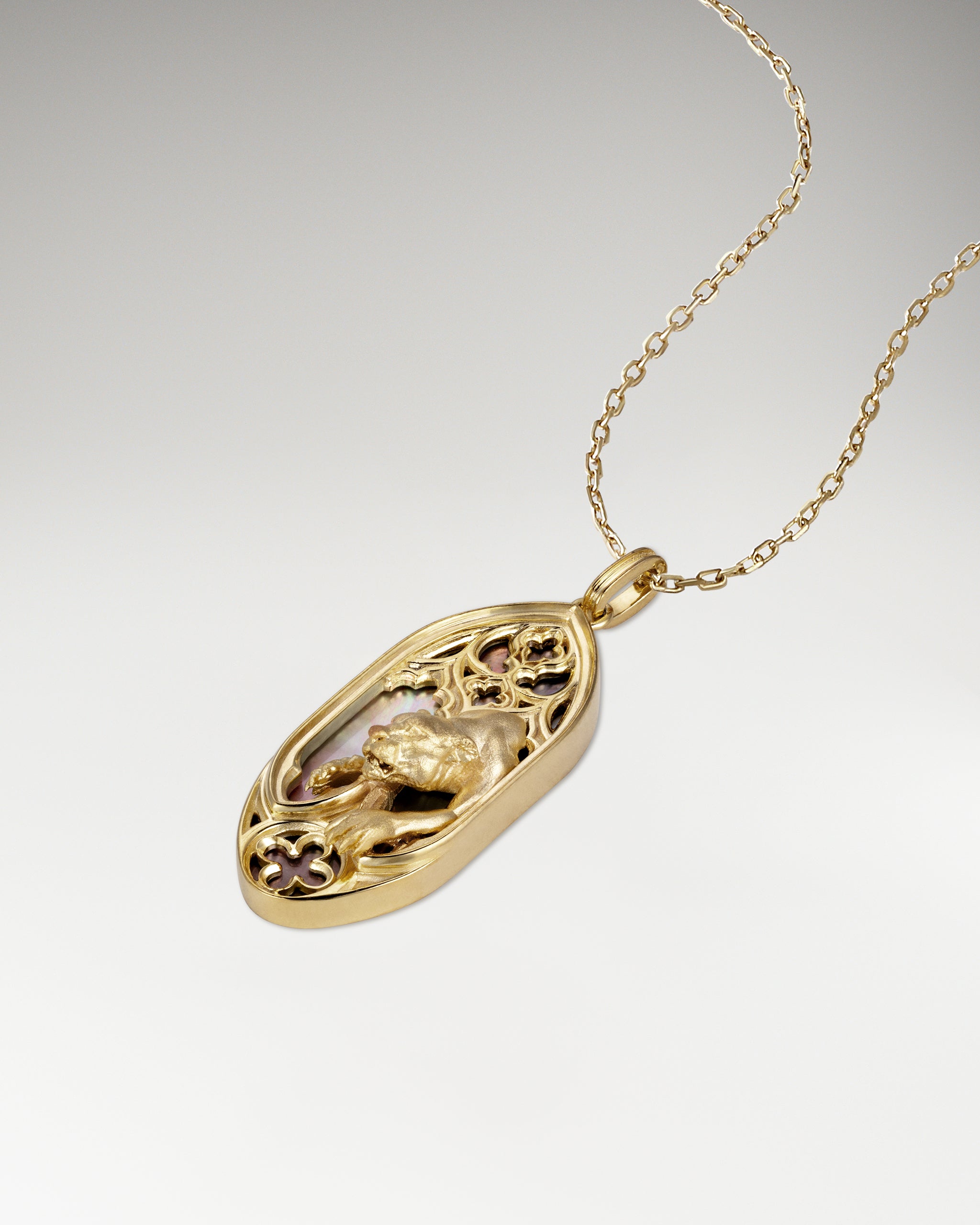 Dusk Guardian Neckalce With Black Nacre