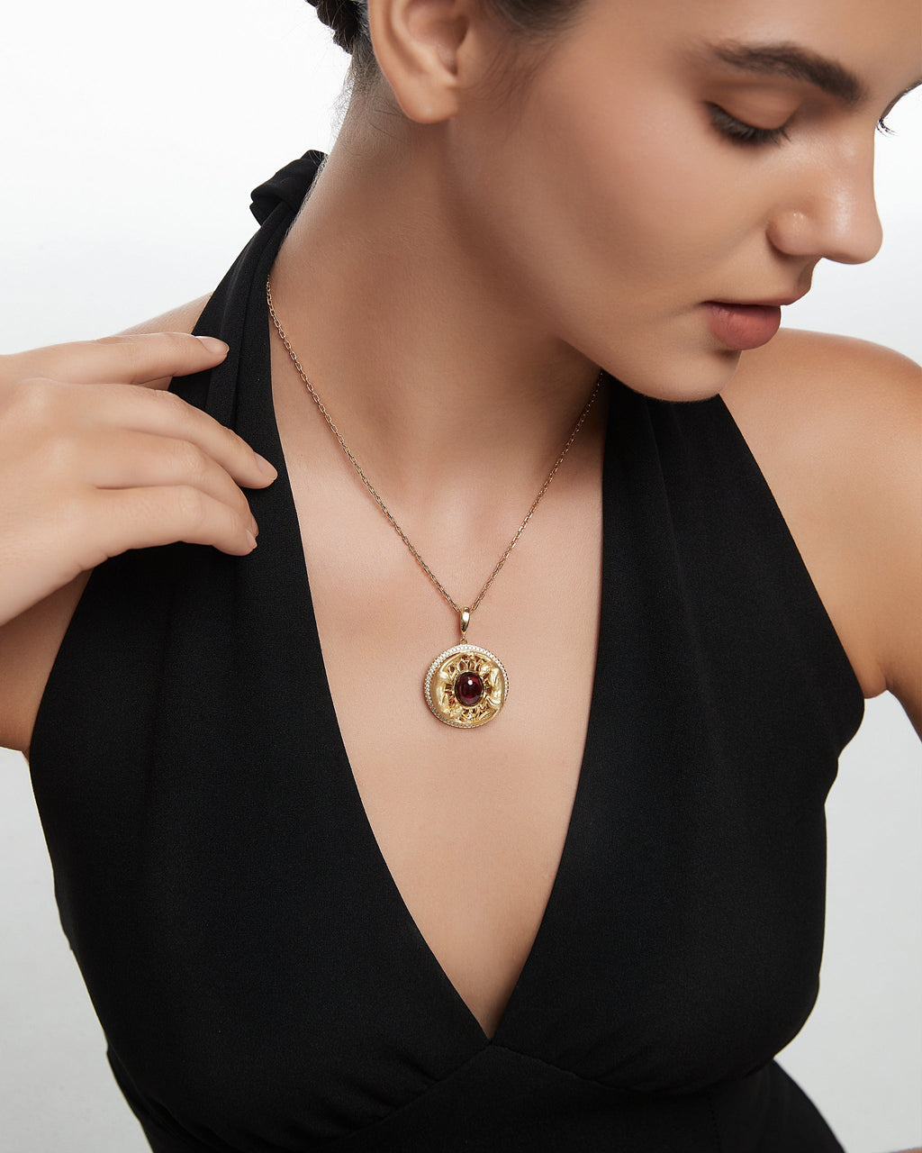 Twin Panthers Medallion Pendant Necklace With Mayan Jade