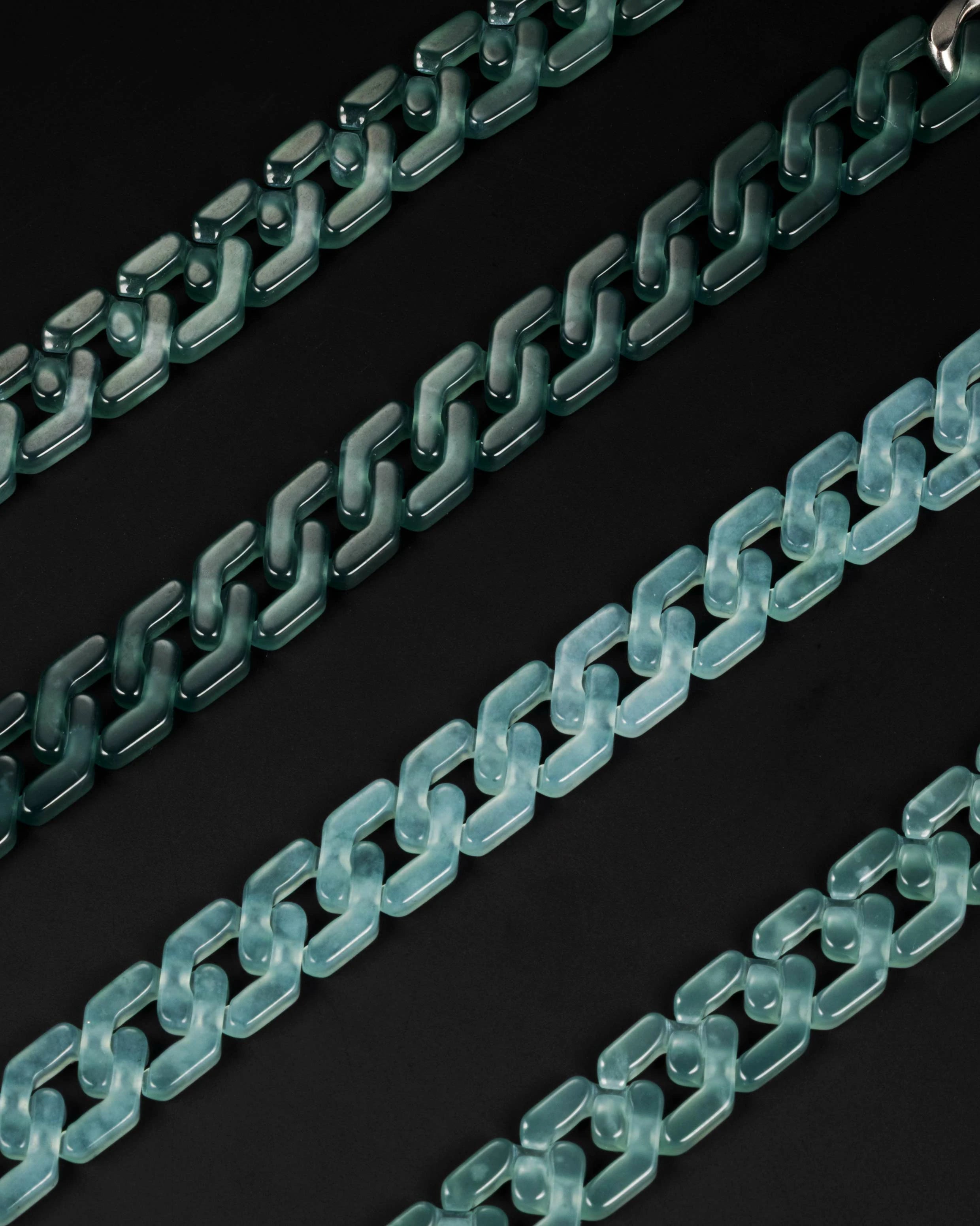 Classical Cuban Chains With Mayan Jade