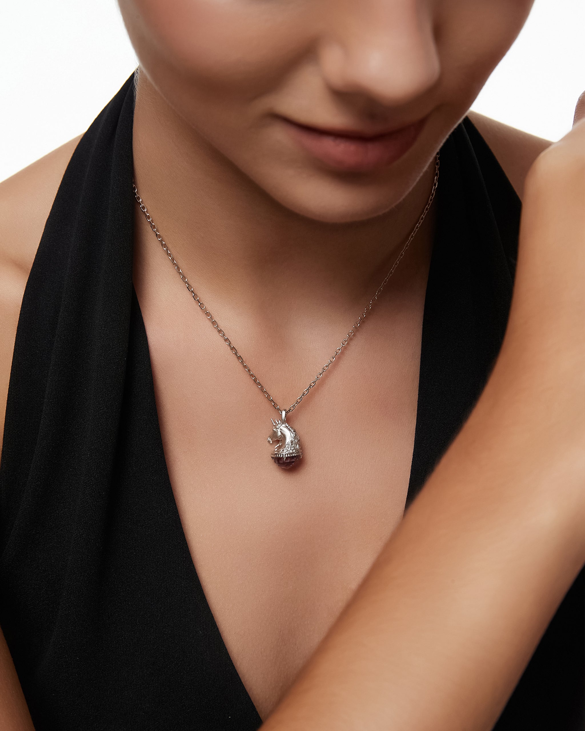 Monokeros Pendant With Amethyst