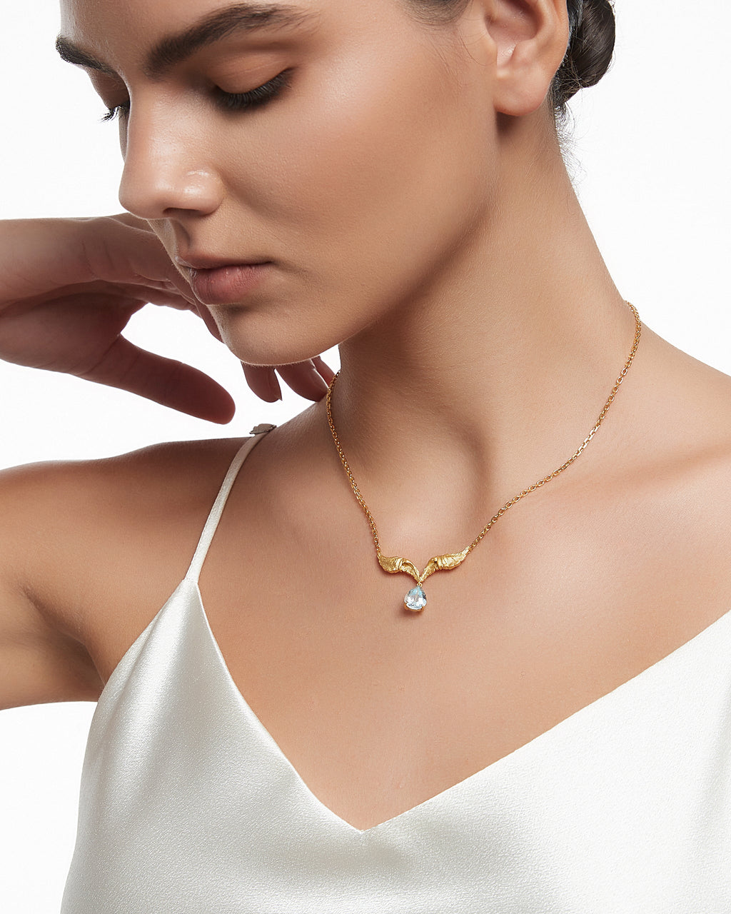 Celestia Pendant Necklace