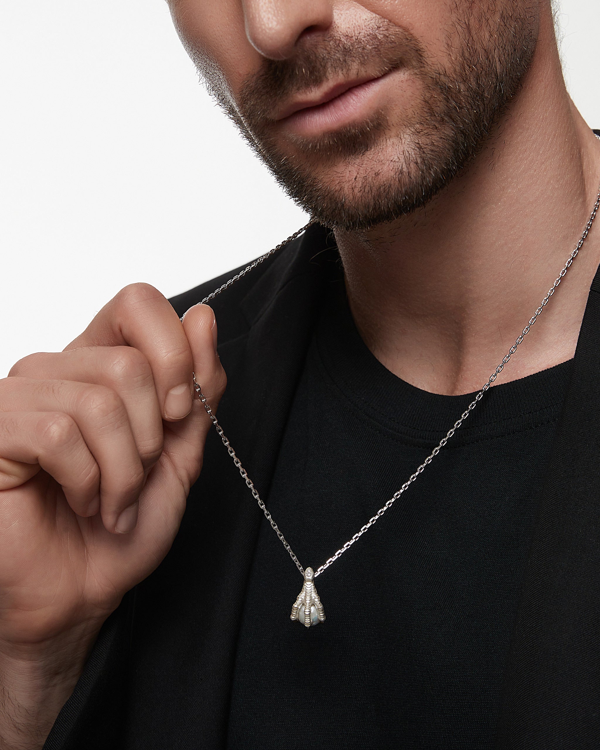 Eagle Talons Pendant Necklace In With Pearl