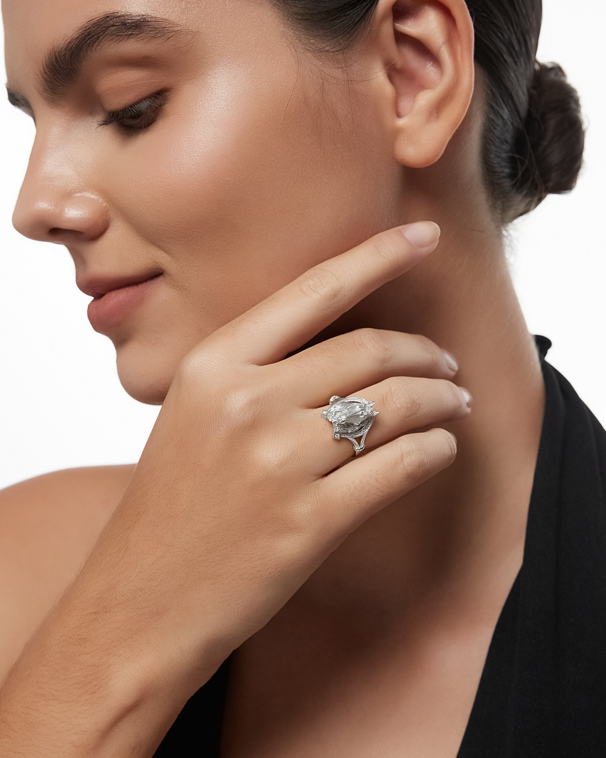 Horseshoe Sculpture Ring