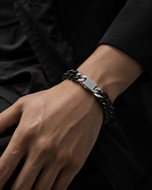 One Piece Carved Cuban Bracelet In Black Jade
