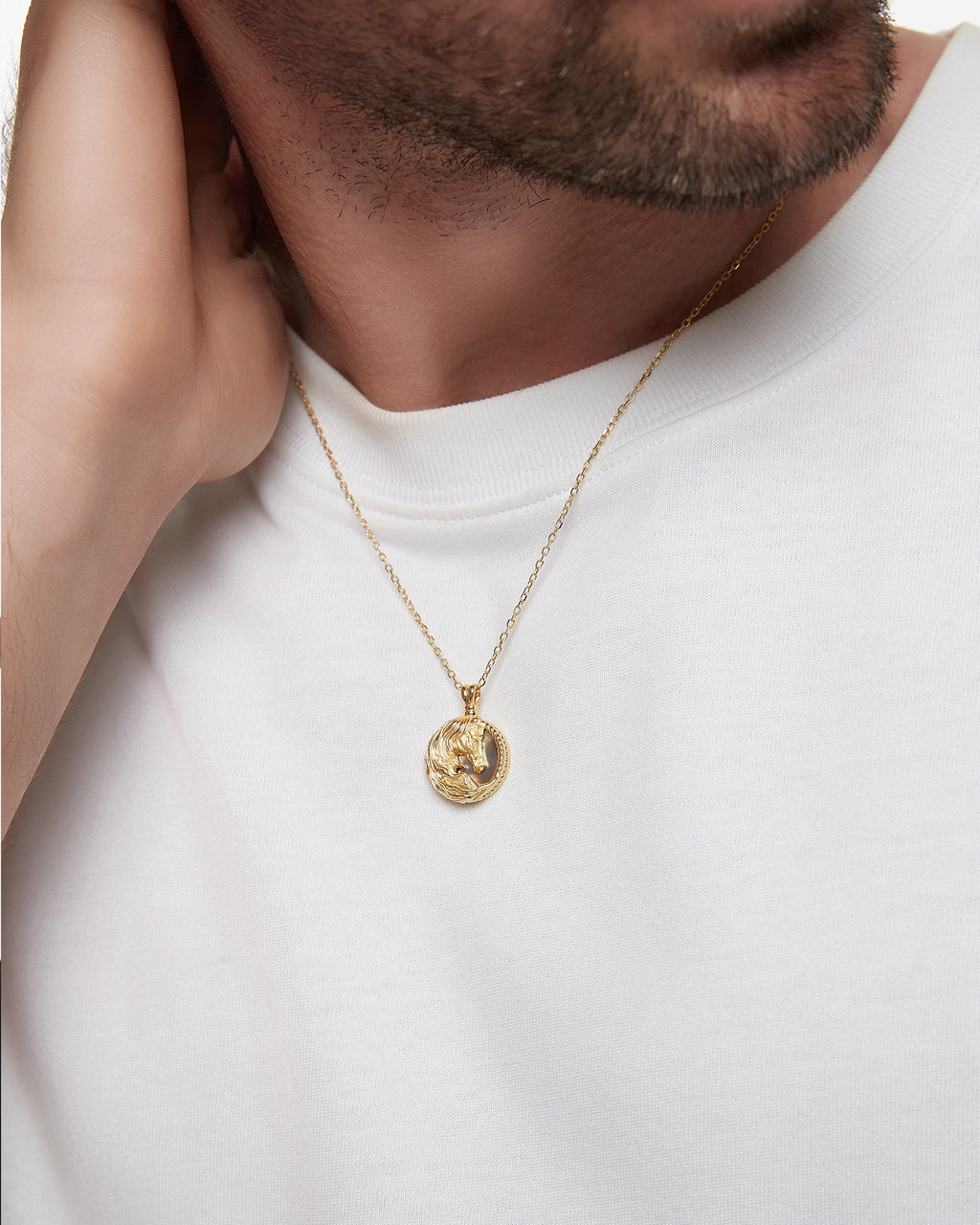 Horse Sculpture Pendant With Lapis Lazuli