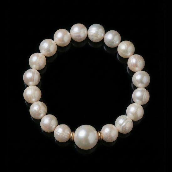 Calm Anchor Bracelet In Pearl - JadeChains