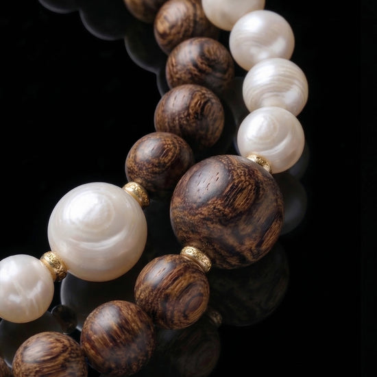 Echoing Strands Bracelet In Pearl And Agarwood - JadeChains