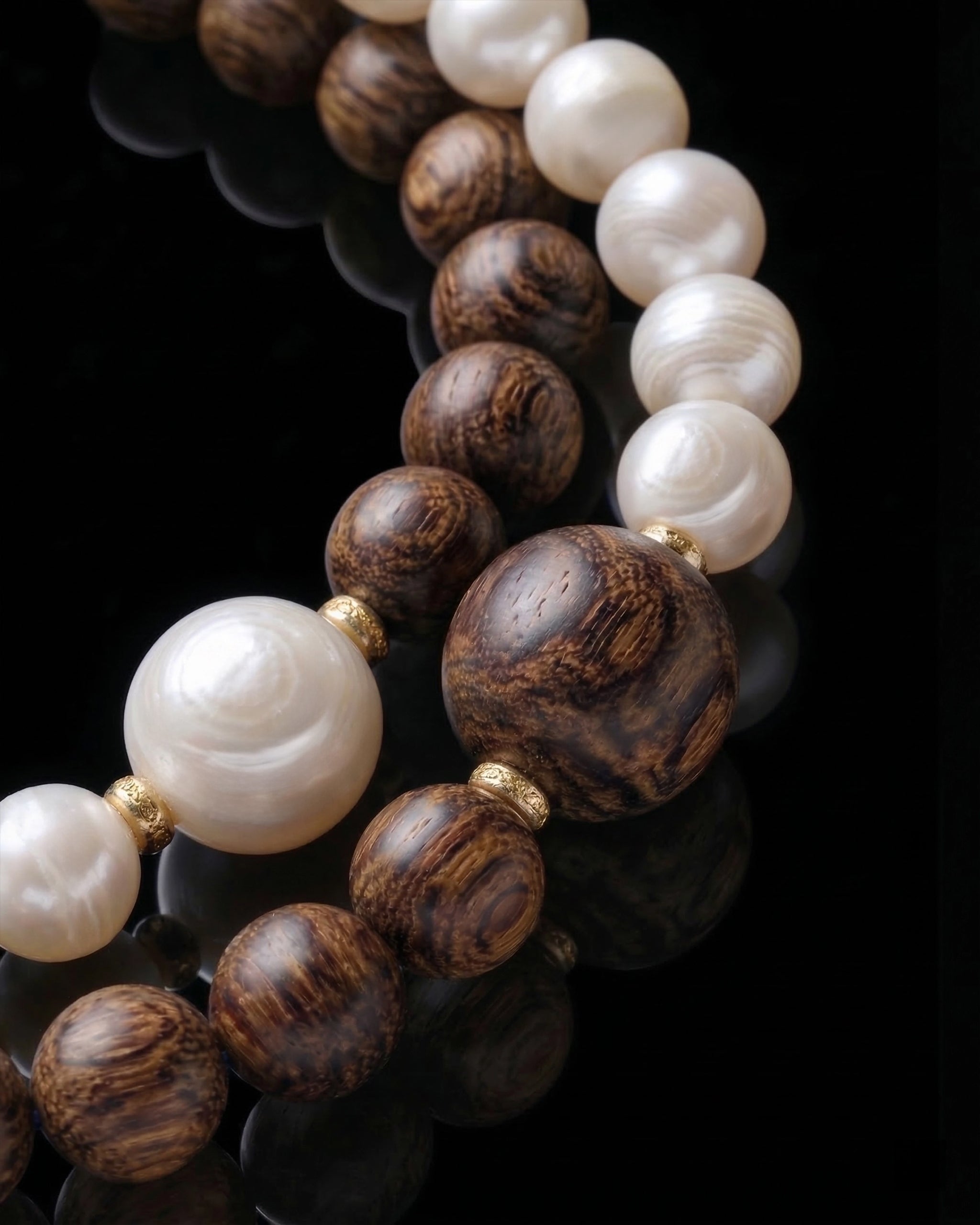 Echoing Strands Bracelet In Pearl And Agarwood