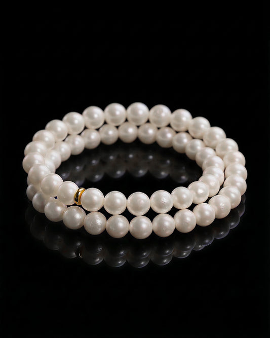 Unrushed Glow Bracelet In Pearl - JadeChains